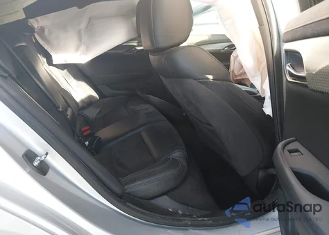 2016 Cadillac Ats-V z USA, uszkodzony, nr VIN 1G6AN5RY1G0146108